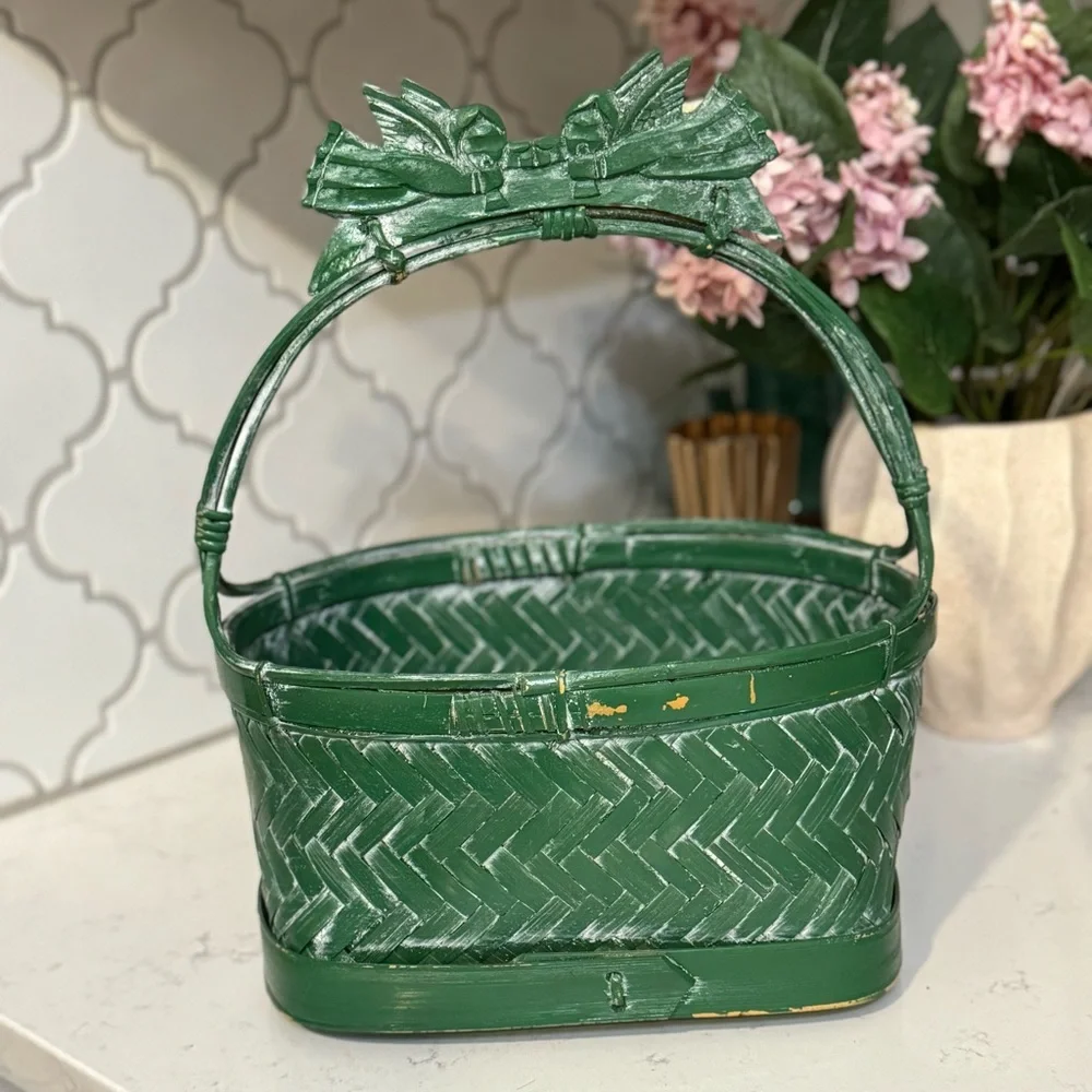 RARE-VINTAGE Large Wicker/Rattan Basket EX/CGreen